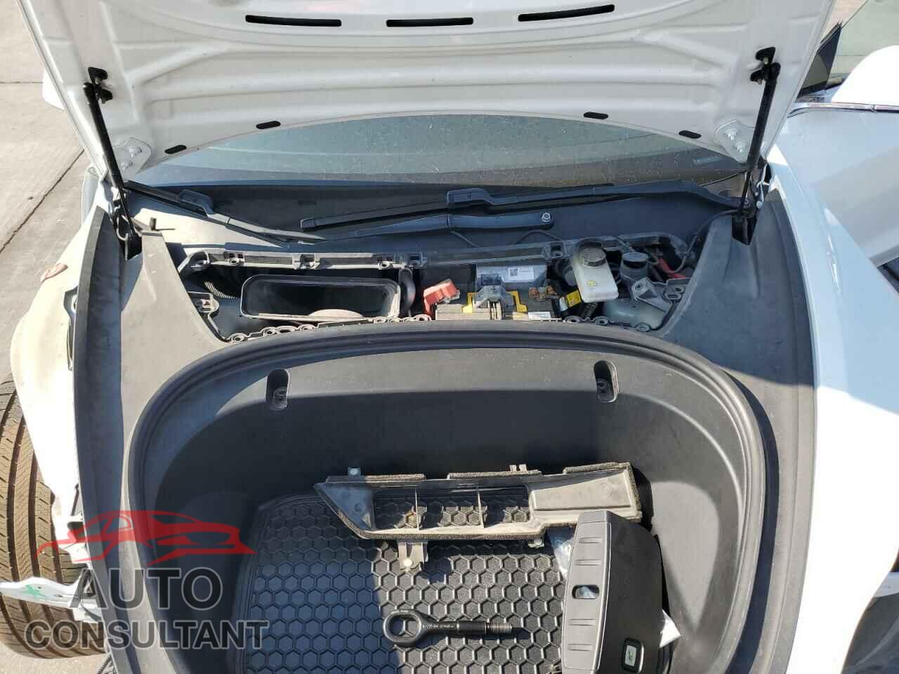 TESLA MODEL 3 2020 - 5YJ3E1EA5LF706277