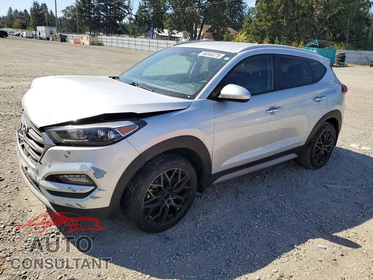 HYUNDAI TUCSON 2017 - KM8J3CA29HU400409