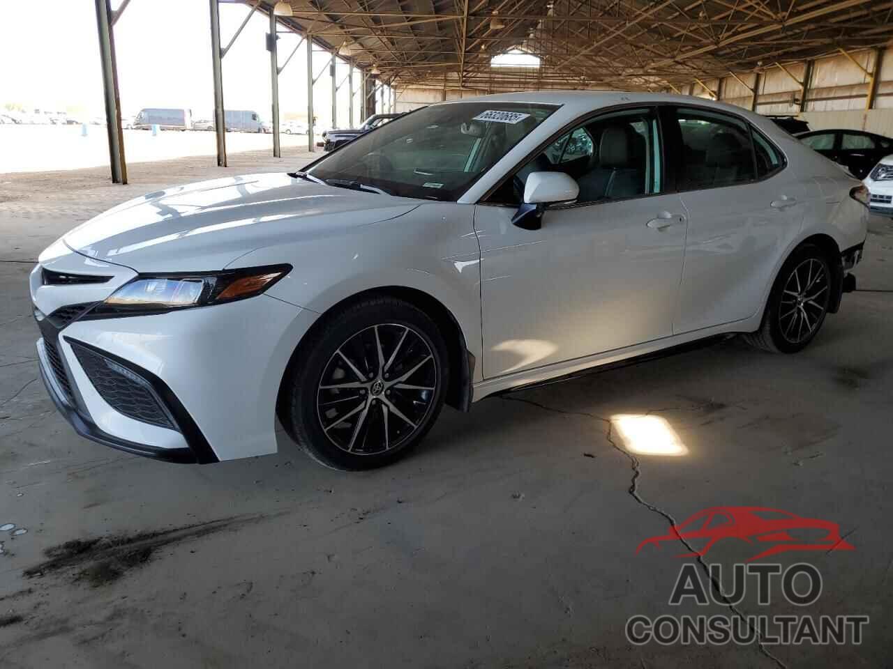TOYOTA CAMRY 2022 - 4T1T11AK1NU624787
