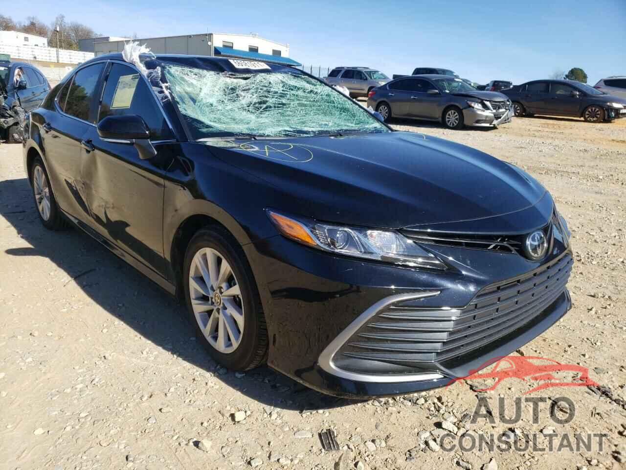 TOYOTA CAMRY 2021 - 4T1R11AK3MU450035
