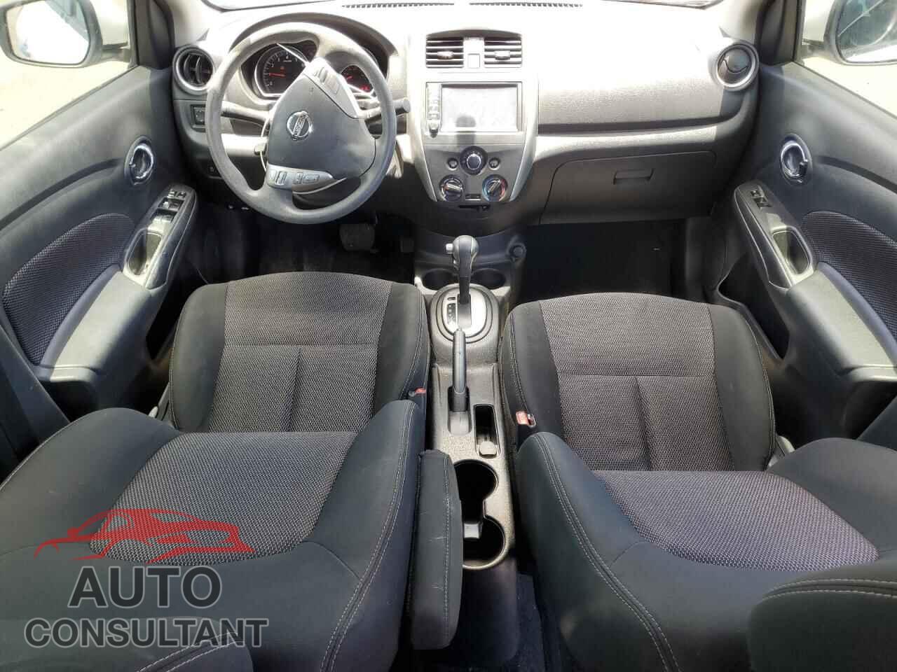 NISSAN VERSA 2019 - 3N1CN7AP3KL832556
