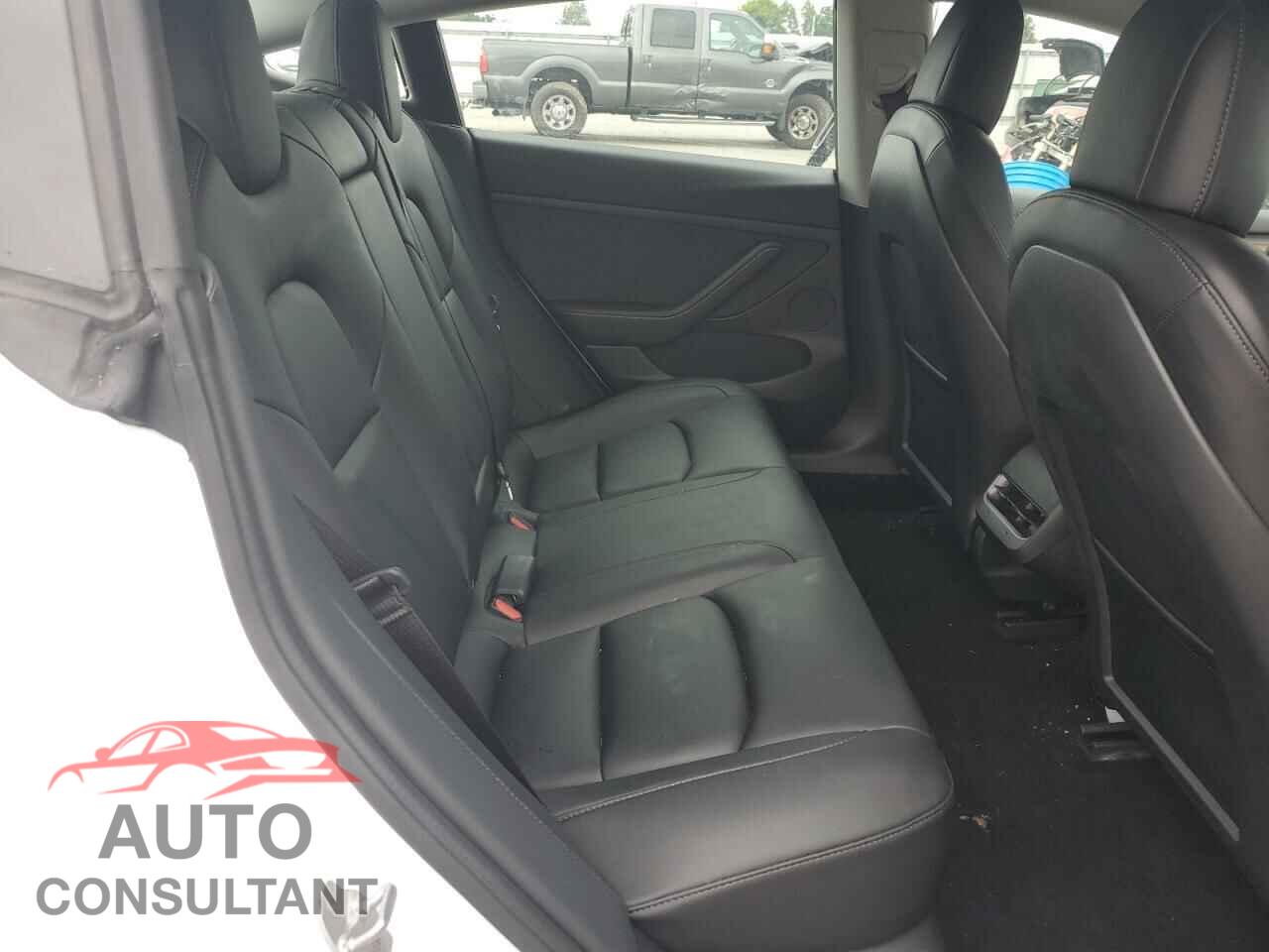 TESLA MODEL 3 2021 - 5YJ3E1EA5MF090386