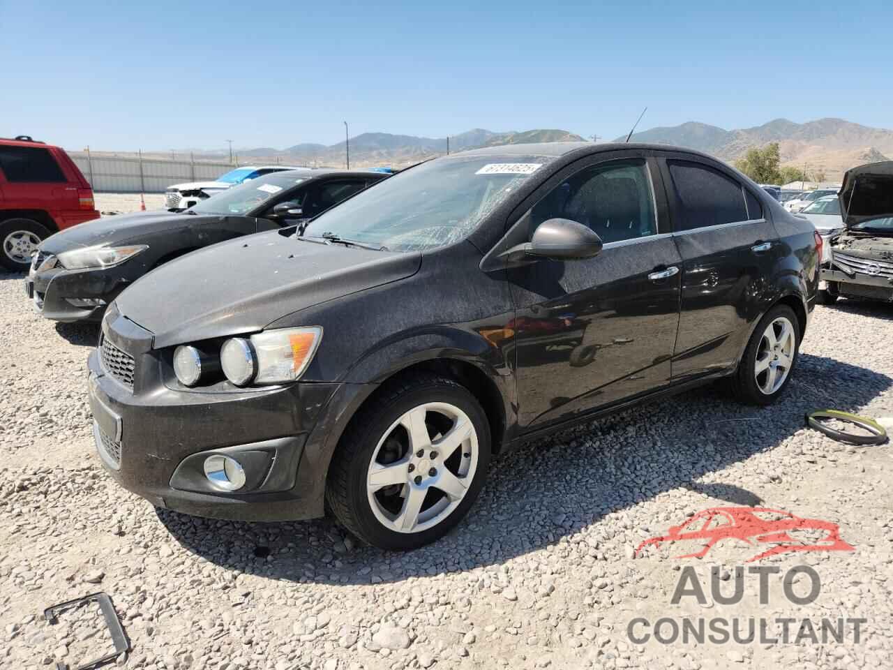 CHEVROLET SONIC 2013 - 1G1JE5SBXD4189264
