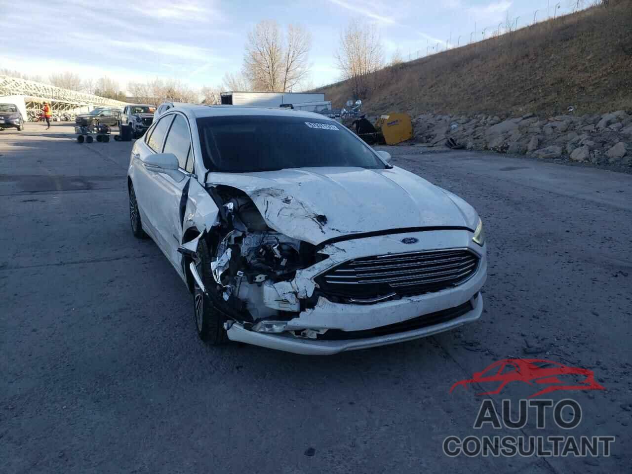 FORD FUSION 2018 - 3FA6P0RU9JR141118