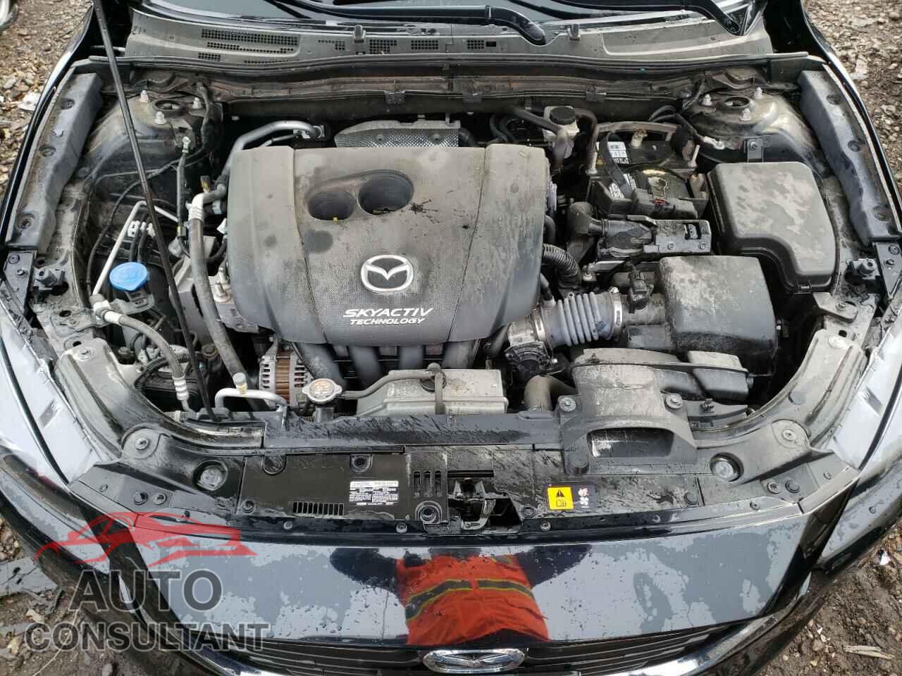 MAZDA 3 2017 - 3MZBN1V71HM136097
