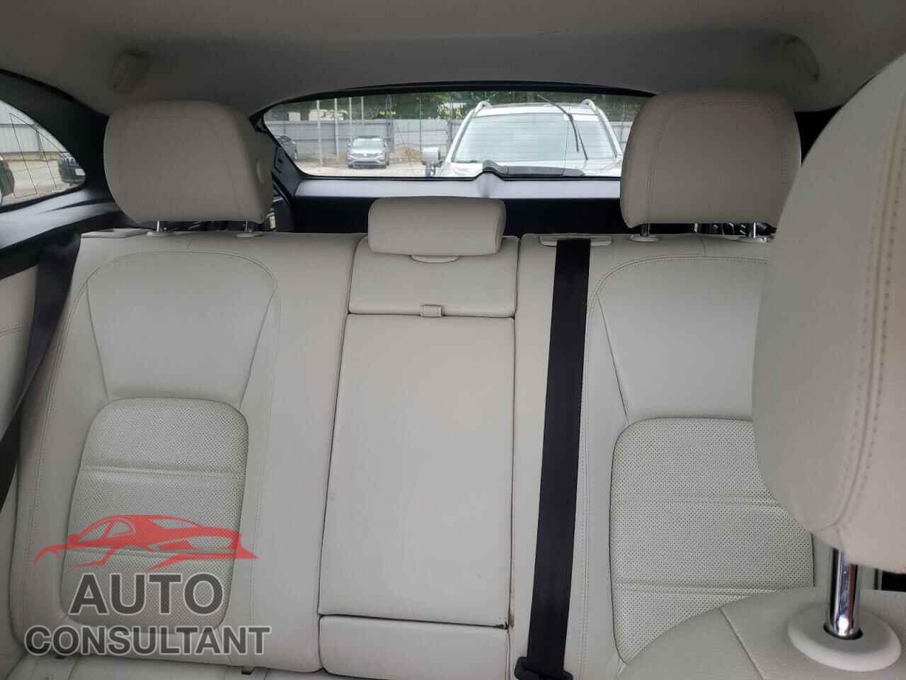 JAGUAR F-PACE 2018 - SADCK2GX4JA290216