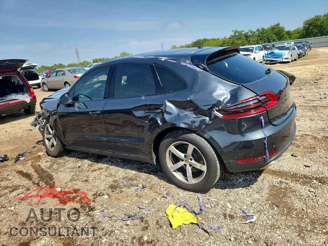 PORSCHE MACAN 2017 - WP1AA2A54HLB00585