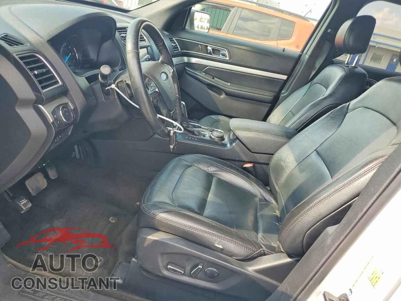 FORD EXPLORER 2017 - 1FM5K8D80HGB38165