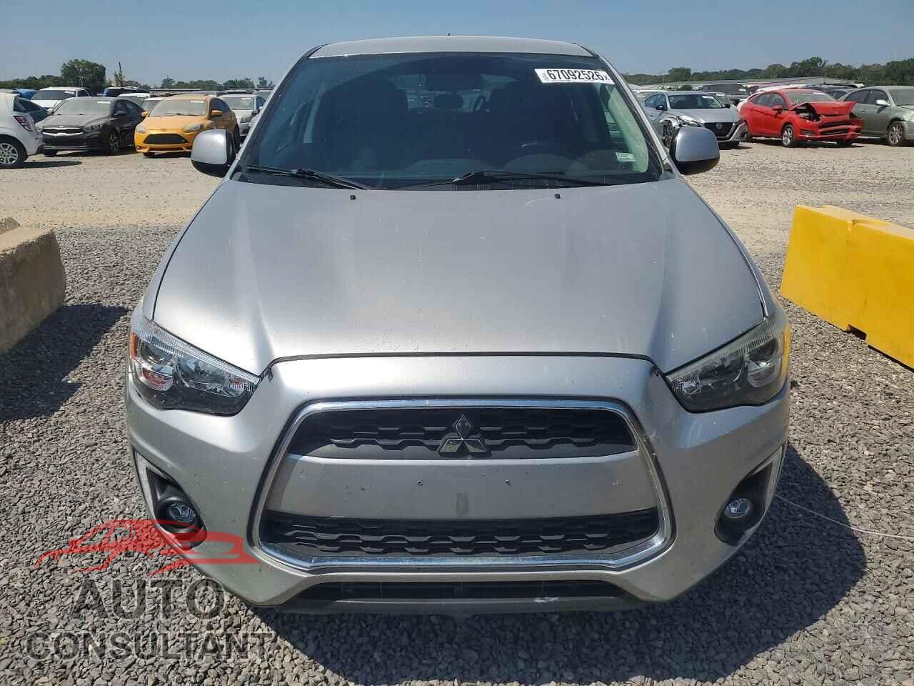 MITSUBISHI OUTLANDER 2015 - 4A4AR4AU8FE045176