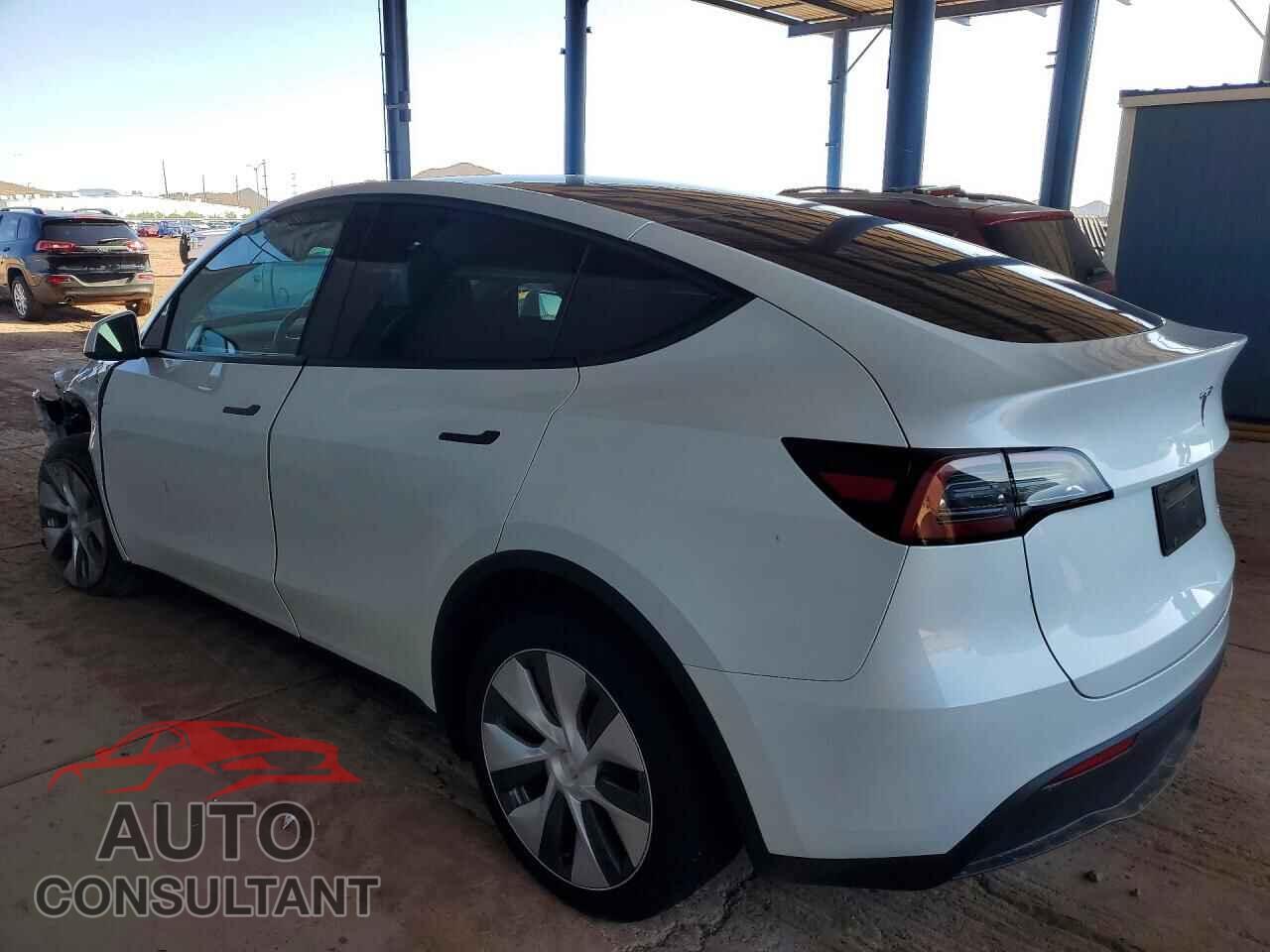 TESLA MODEL Y 2024 - 7SAYGDEE5RA218377