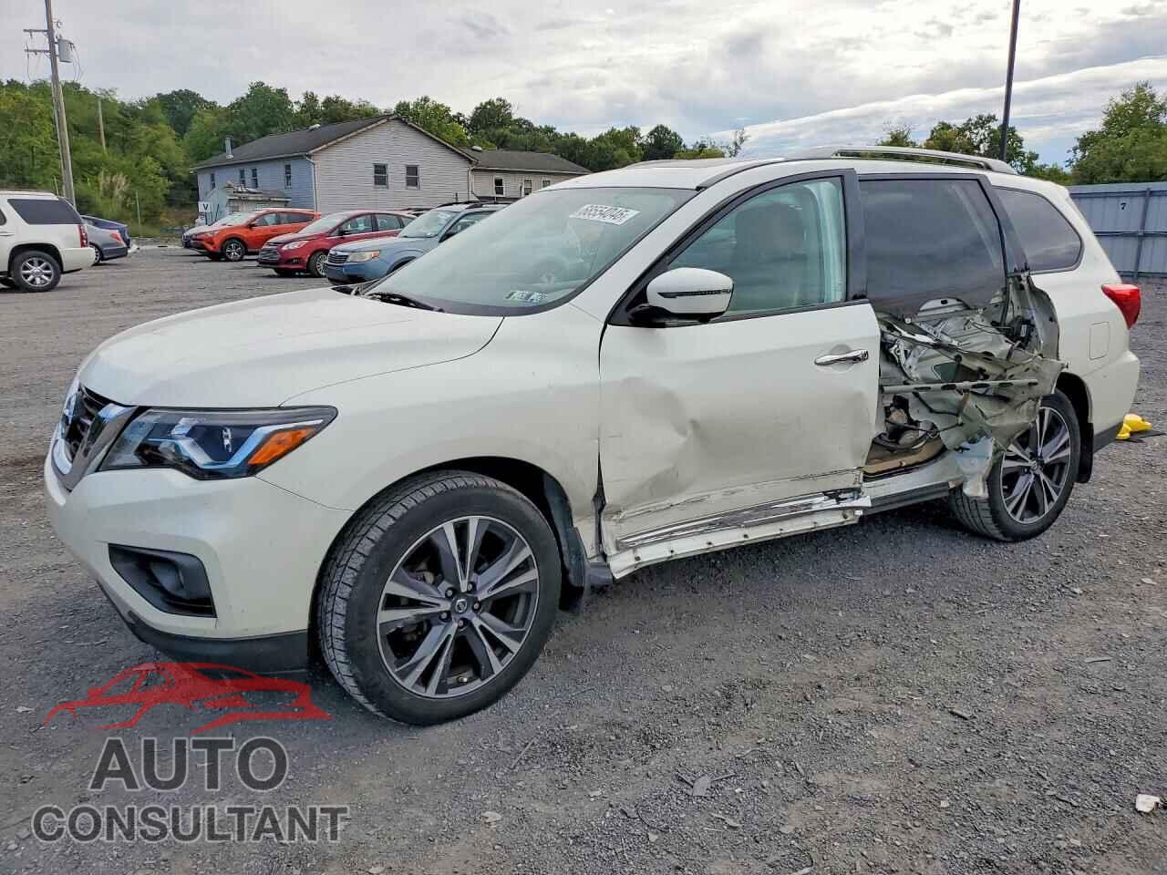 NISSAN PATHFINDER 2017 - 5N1DR2MM9HC907108