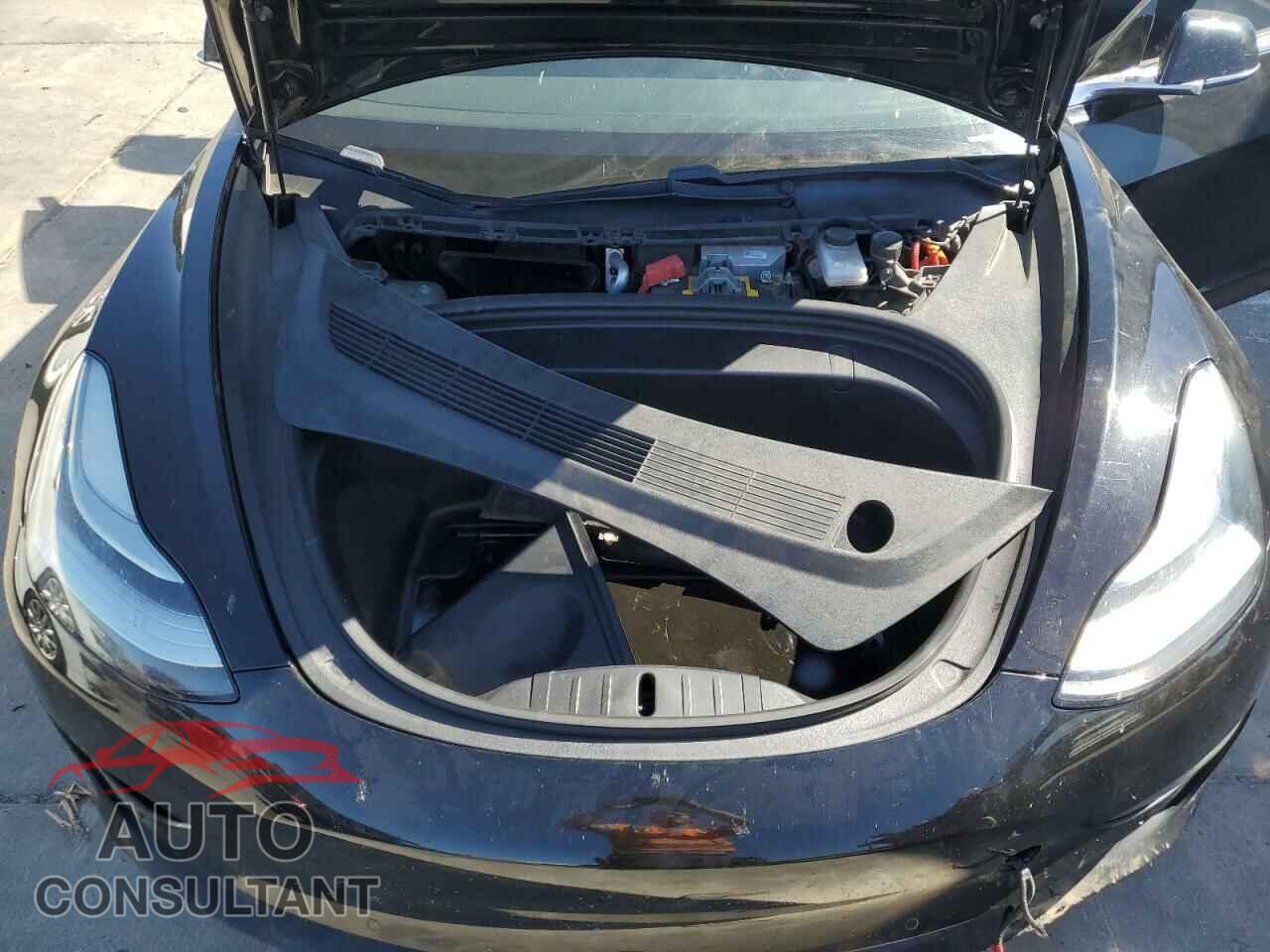 TESLA MODEL 3 2019 - 5YJ3E1EA6KF325178
