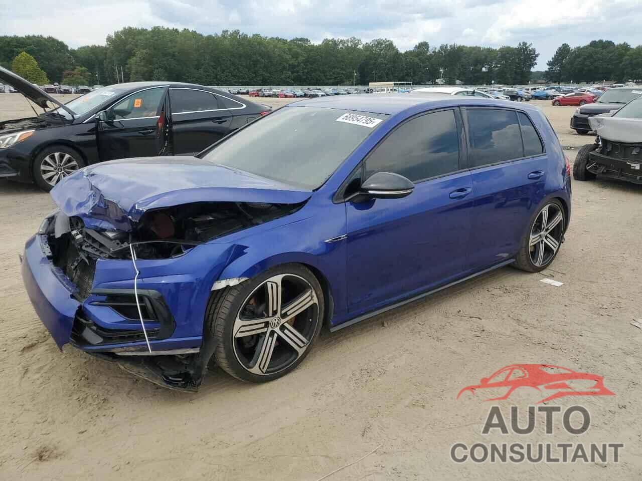 VOLKSWAGEN GOLF 2018 - WVWVF7AU0JW213172
