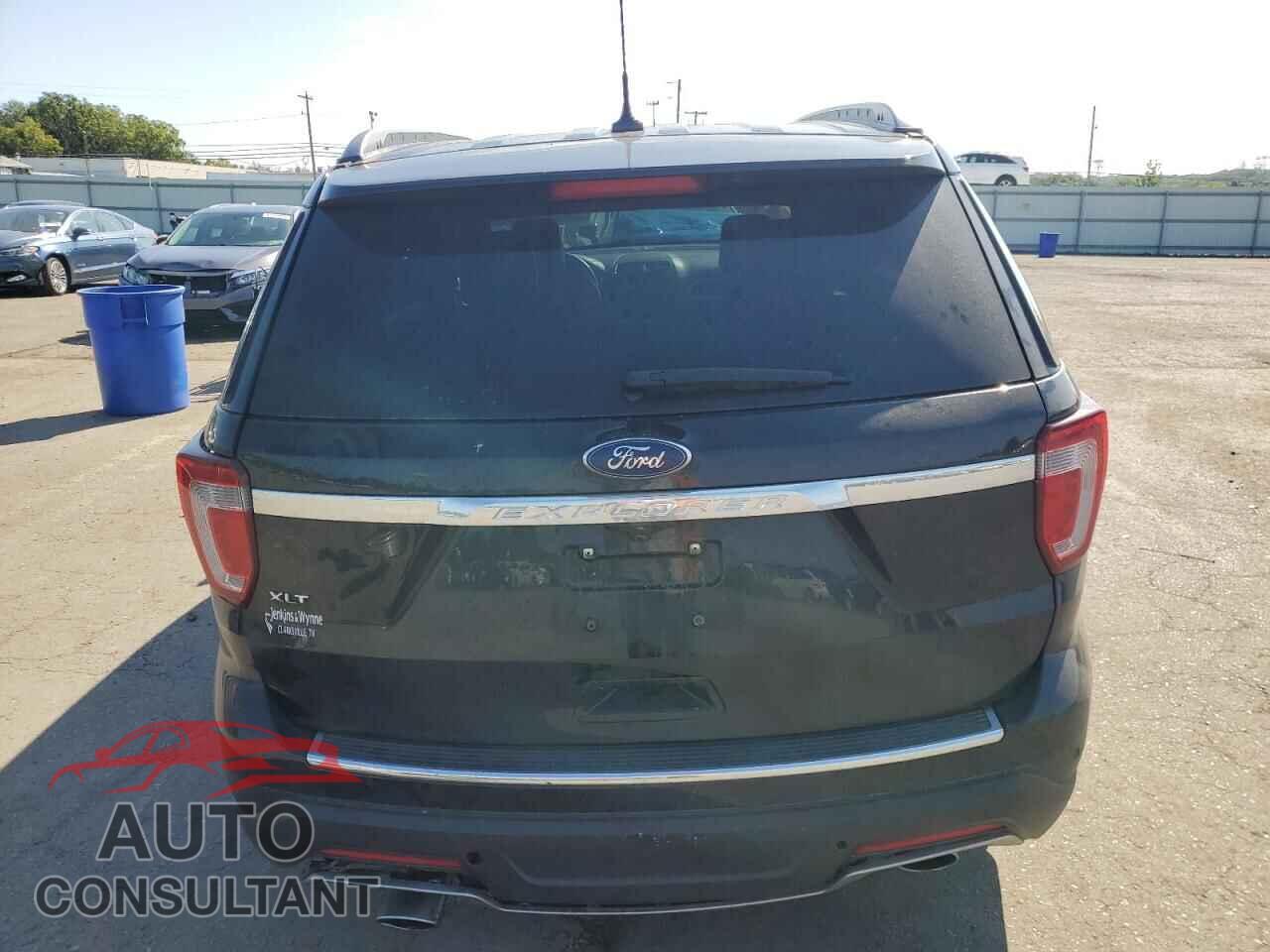 FORD EXPLORER 2018 - 1FM5K7D8XJGB84652