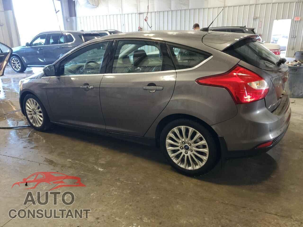 FORD FOCUS 2012 - 1FAHP3N21CL245246