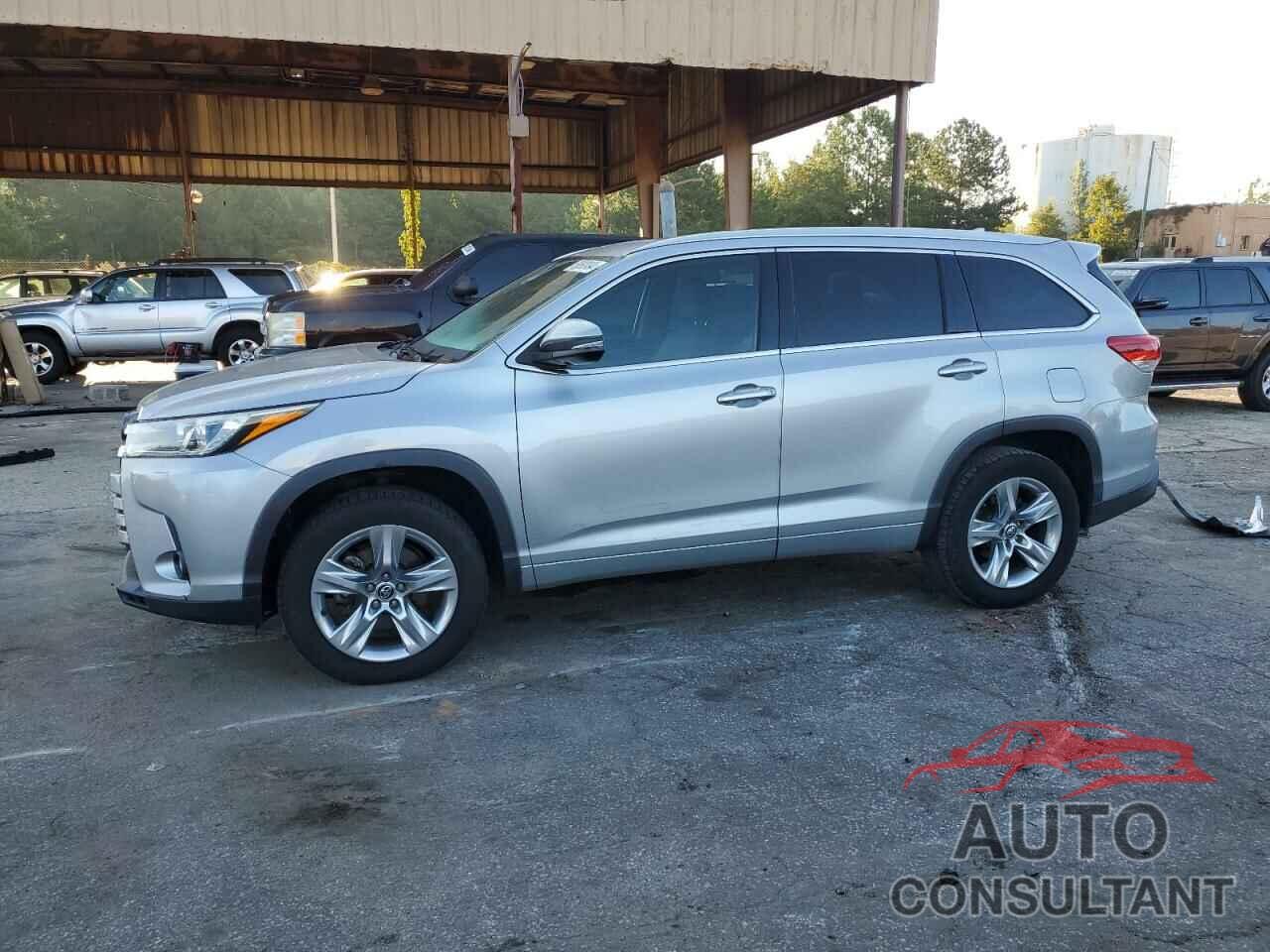 TOYOTA HIGHLANDER 2018 - 5TDYZRFH0JS237709