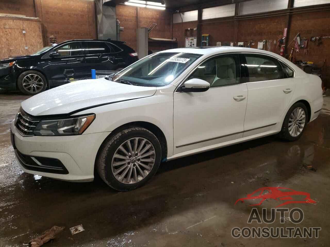 VOLKSWAGEN PASSAT 2017 - 1VWBT7A31HC082765