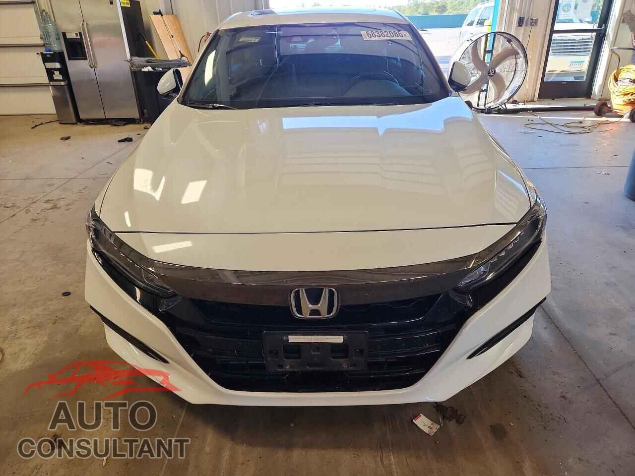 HONDA ACCORD 2018 - 1HGCV2F34JA024651