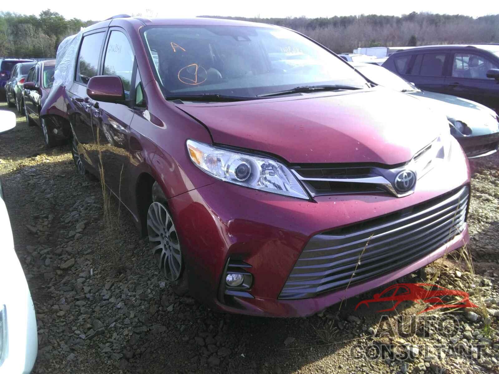 TOYOTA SIENNA 2018 - 5TDYZ3DC6JS925475