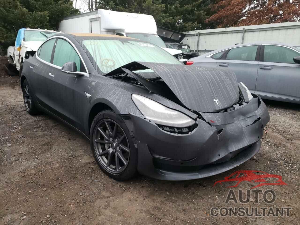 TESLA MODEL 3 2018 - 5YJ3E1EB0JF065903
