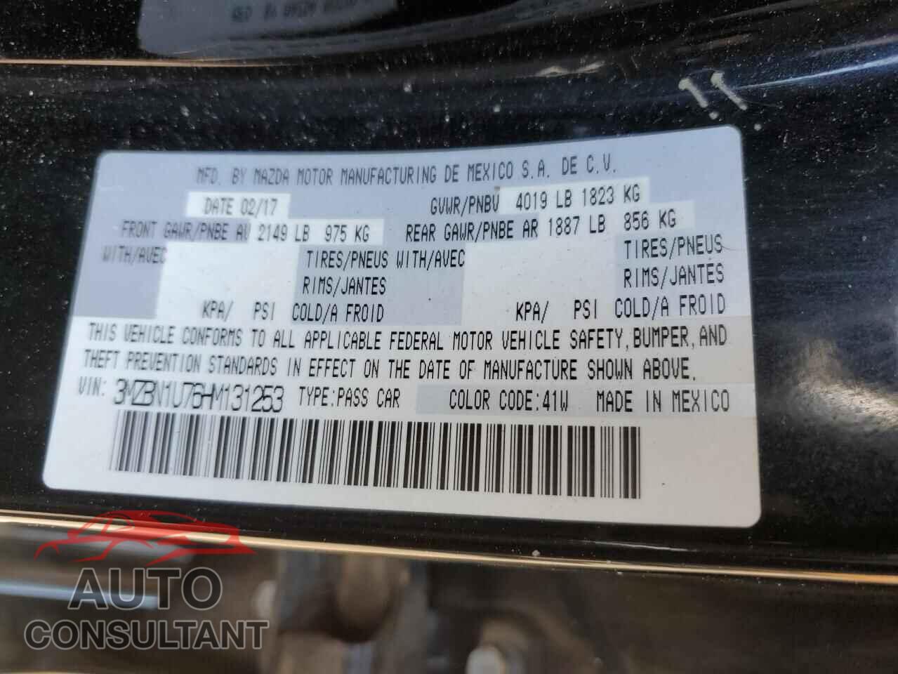 MAZDA 3 2017 - 3MZBN1U76HM131253
