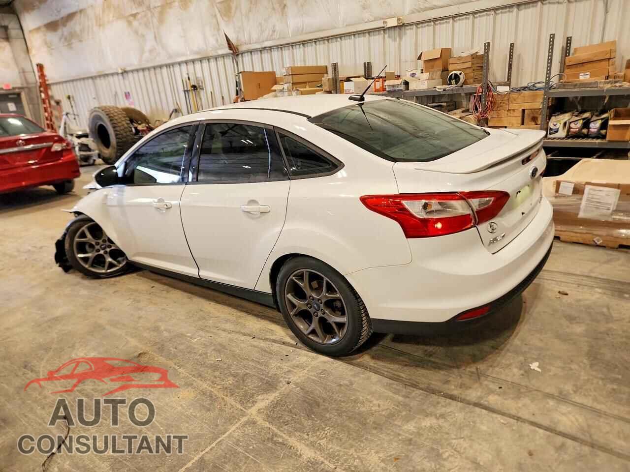 FORD FOCUS 2014 - 1FADP3F20EL104278