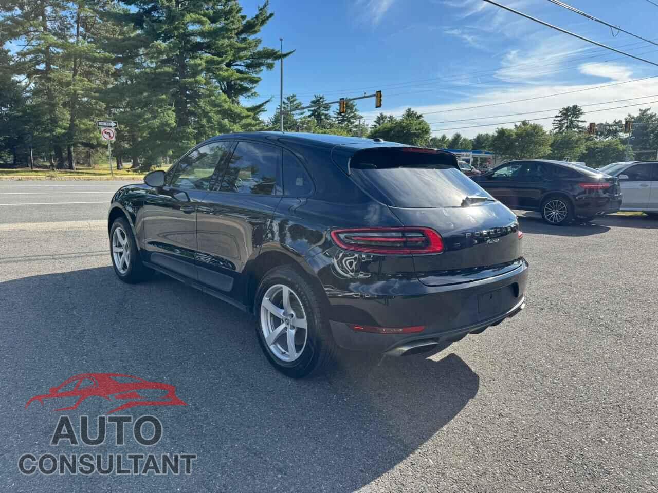 PORSCHE MACAN 2017 - WP1AA2A50HLB01197