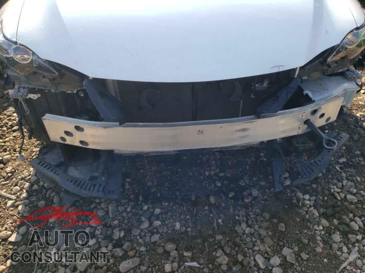 LEXUS IS 2016 - JTHCM1D22G5008602