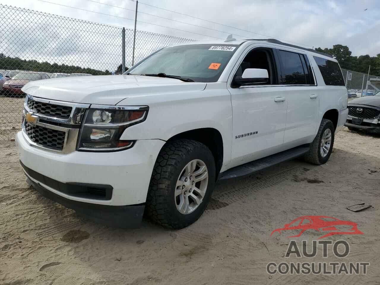 CHEVROLET SUBURBAN 2018 - 1GNSKHKC5JR148268