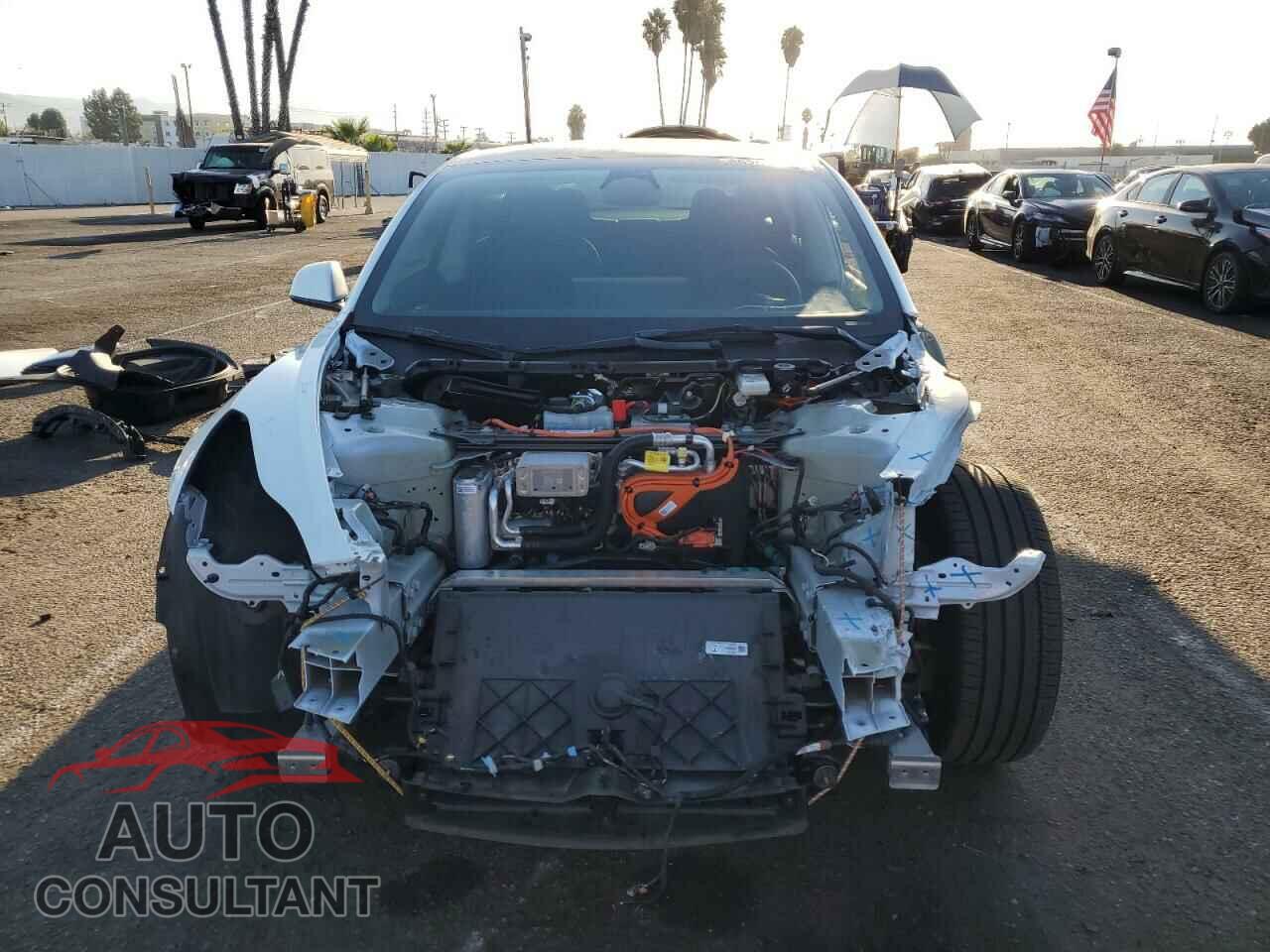 TESLA MODEL 3 2023 - 5YJ3E1EA4PF499676