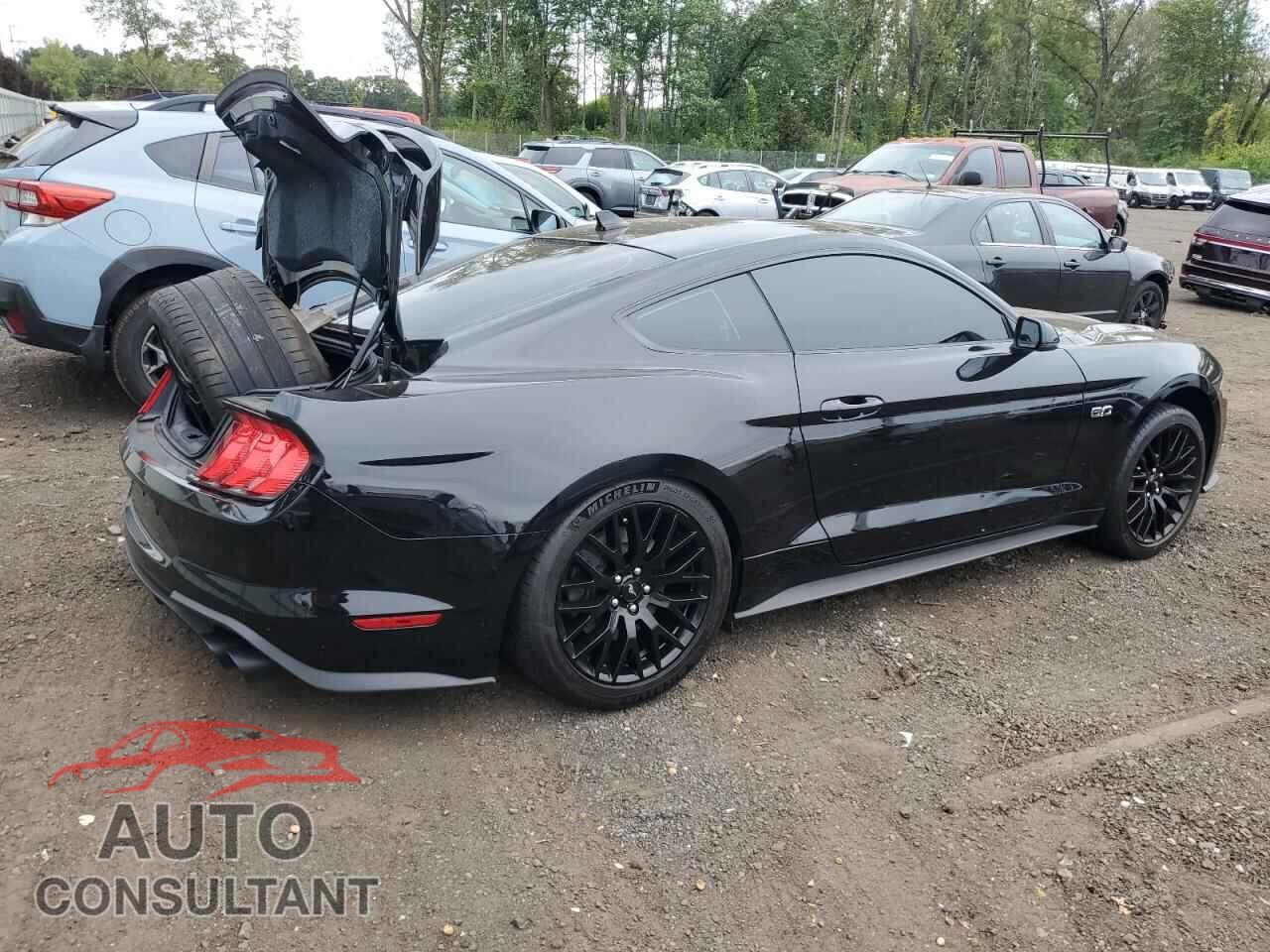 FORD MUSTANG 2020 - 1FA6P8CF8L5168762