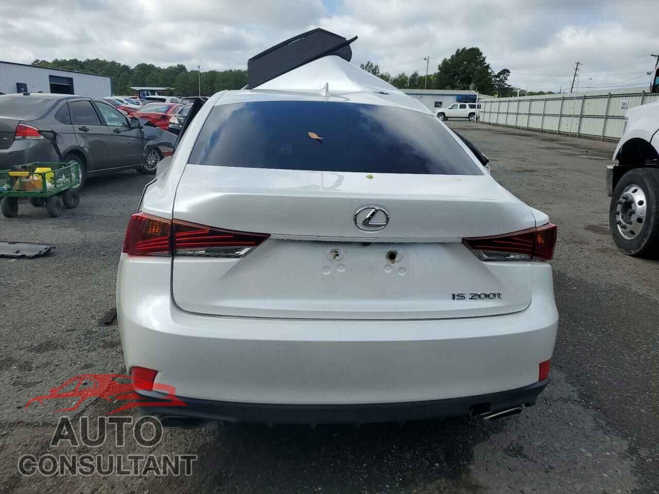 LEXUS IS 2017 - JTHBA1D21H5048546