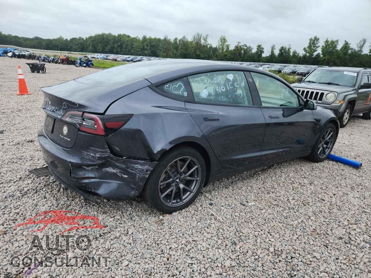 TESLA MODEL 3 2021 - 5YJ3E1EB5MF979052