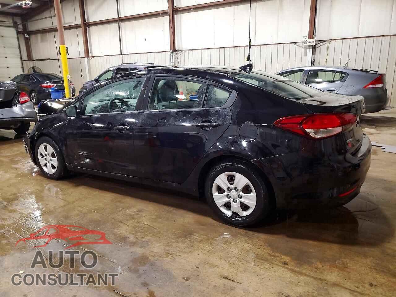 KIA FORTE 2018 - 3KPFK4A75JE195724