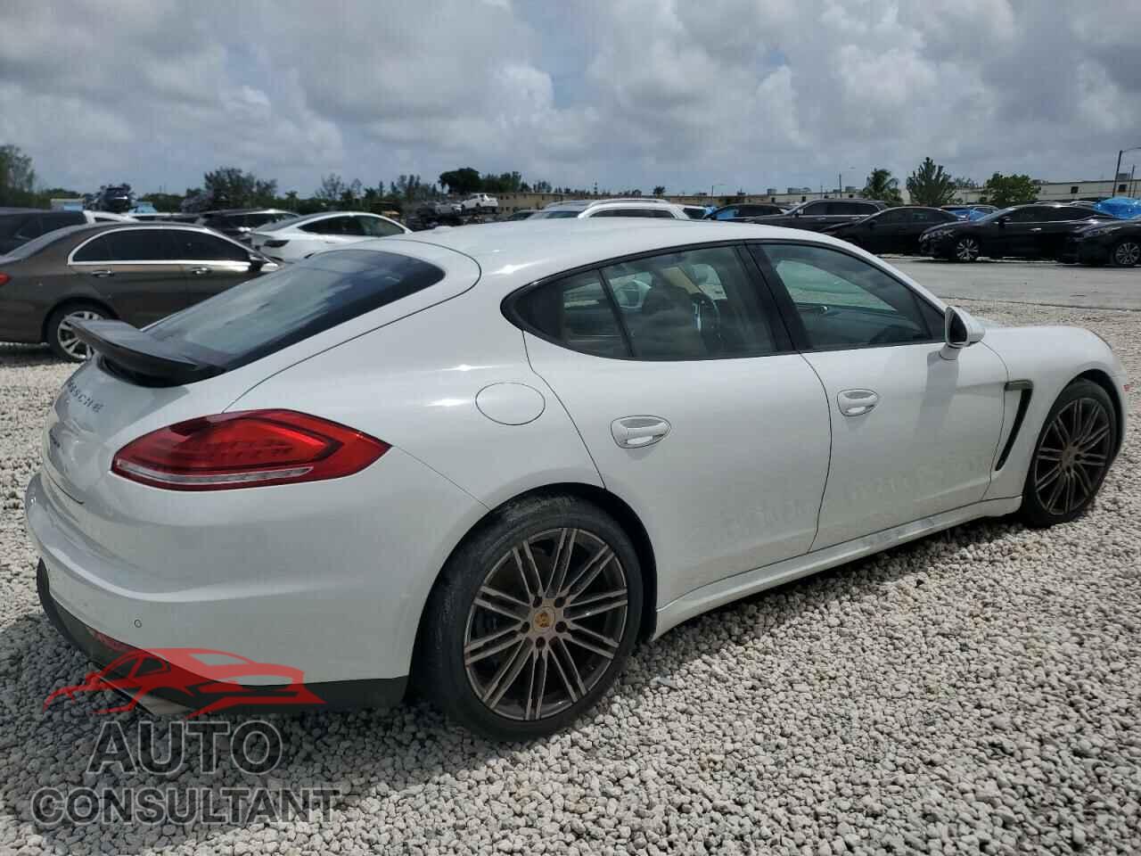 PORSCHE PANAMERA 2016 - WP0AA2A75GL002991