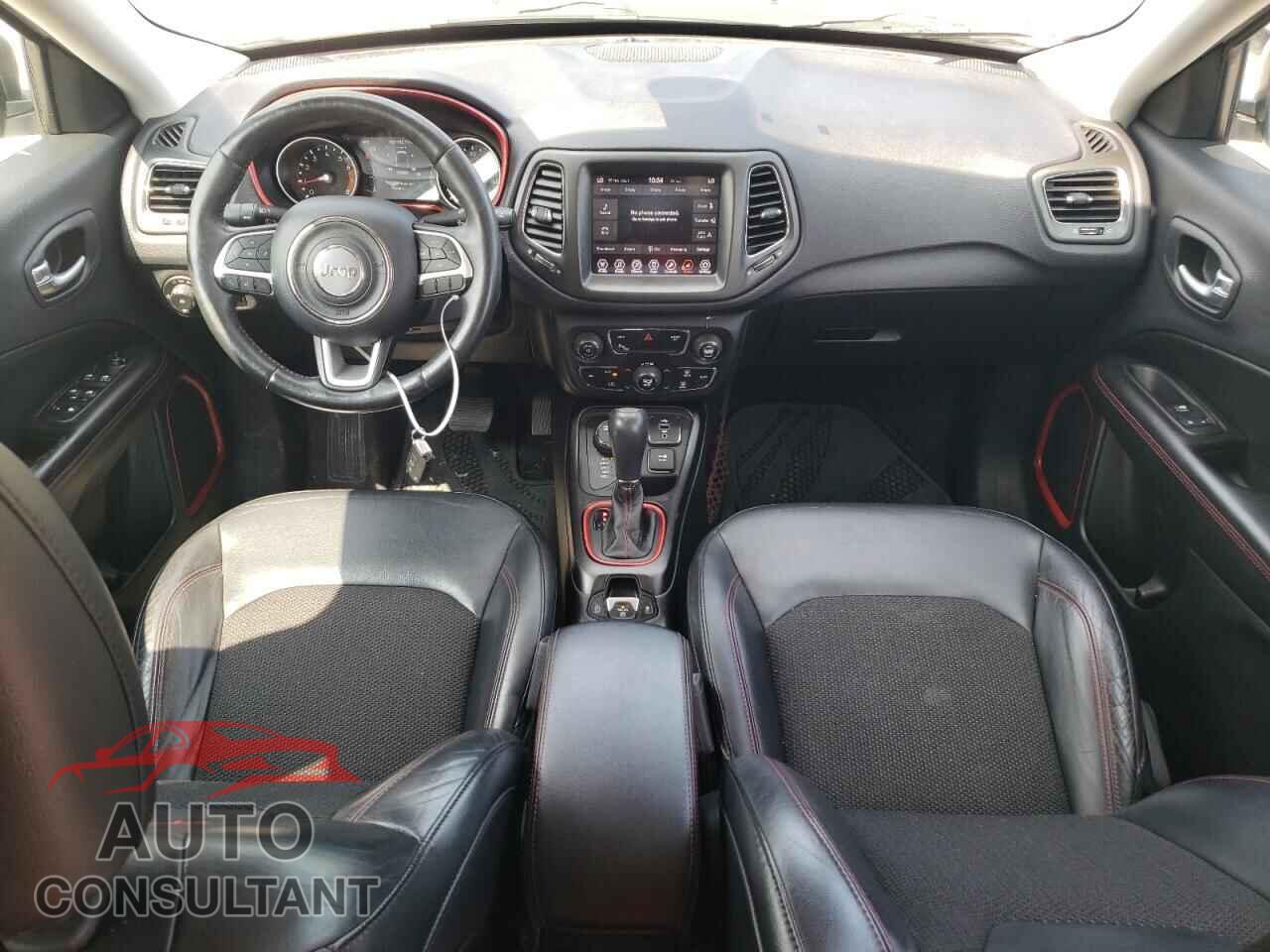 JEEP COMPASS 2017 - 3C4NJDDB8HT646763