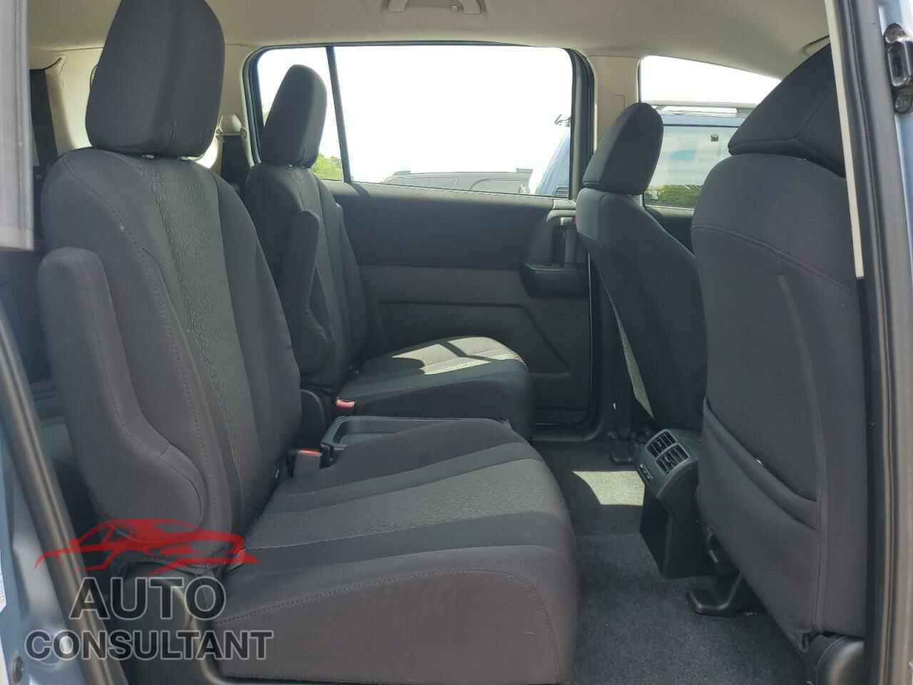 MAZDA 5 2012 - JM1CW2CL2C0141072