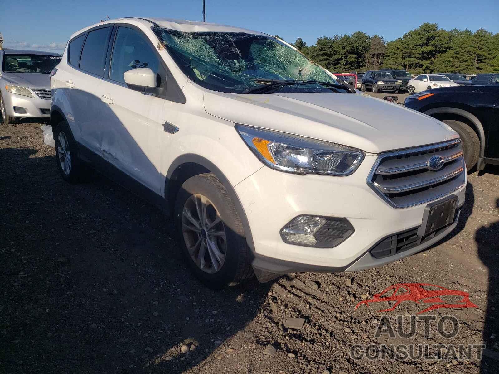 FORD ESCAPE 2017 - 1FMCU9GD6HUA35379