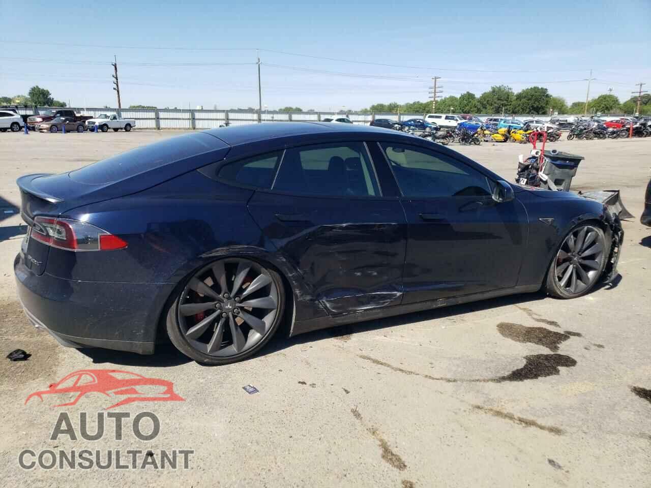 TESLA MODEL S 2013 - 5YJSA1DP4DFP04566