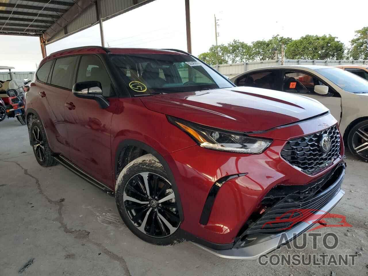 TOYOTA HIGHLANDER 2022 - 5TDLZRAH7NS136402