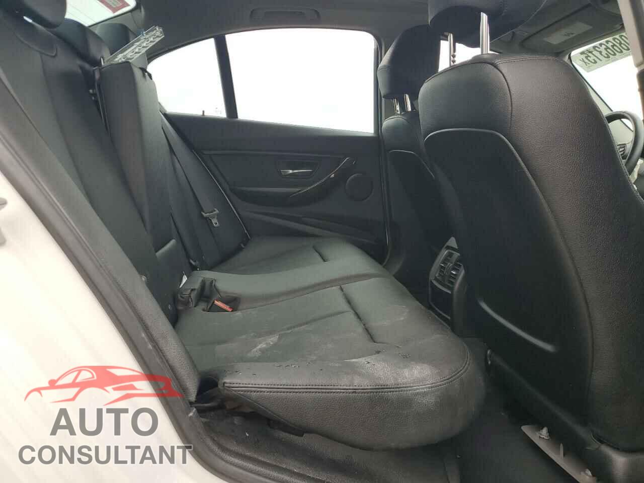 BMW 3 SERIES 2016 - WBA8E5G54GNU20194