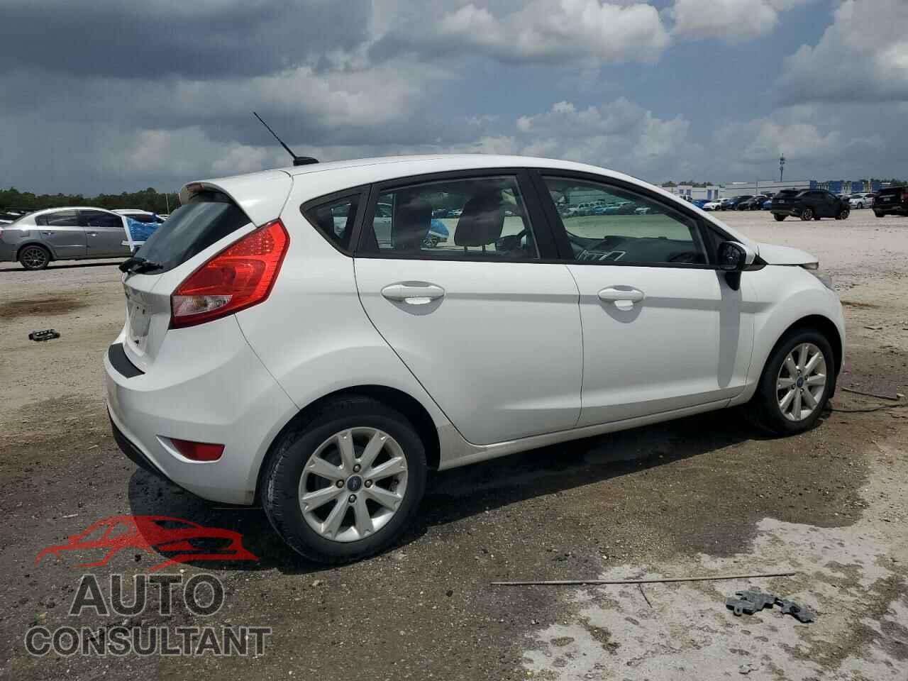 FORD FIESTA 2012 - 3FADP4EJ2CM128043