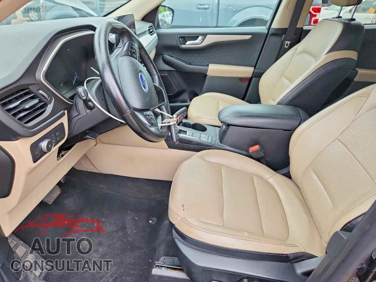 FORD ESCAPE 2020 - 1FMCU0H64LUA00781