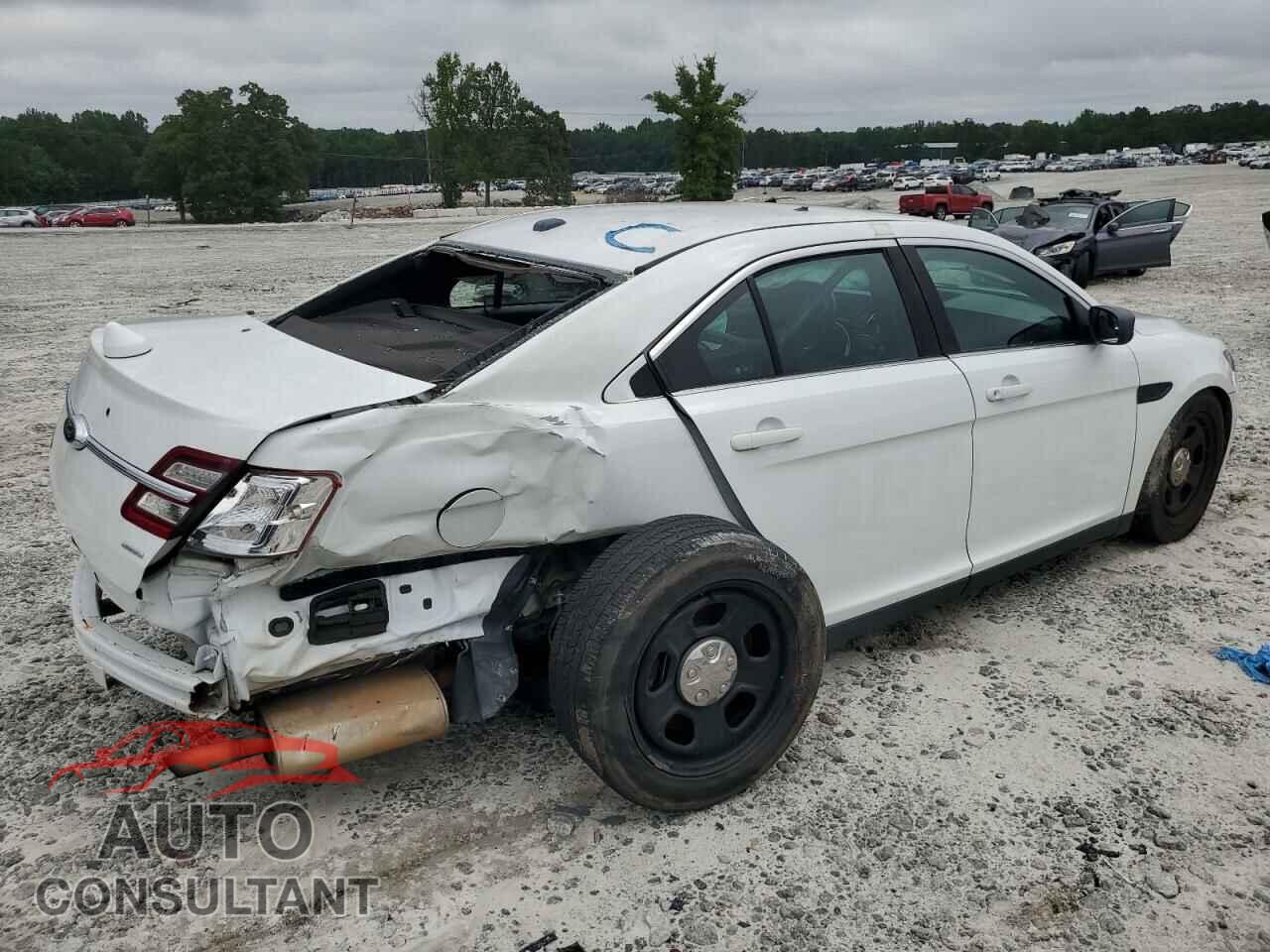 FORD TAURUS 2016 - 1FAHP2MT2GG154666