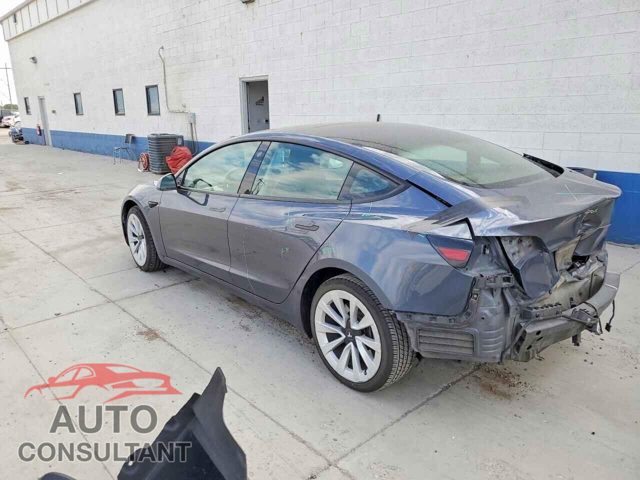 TESLA MODEL 3 2022 - 5YJ3E1EA7NF372482