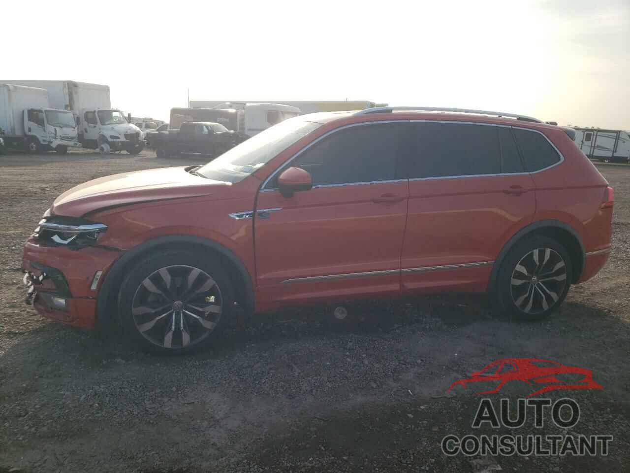 VOLKSWAGEN TIGUAN 2018 - 3VV4B7AX4JM195357