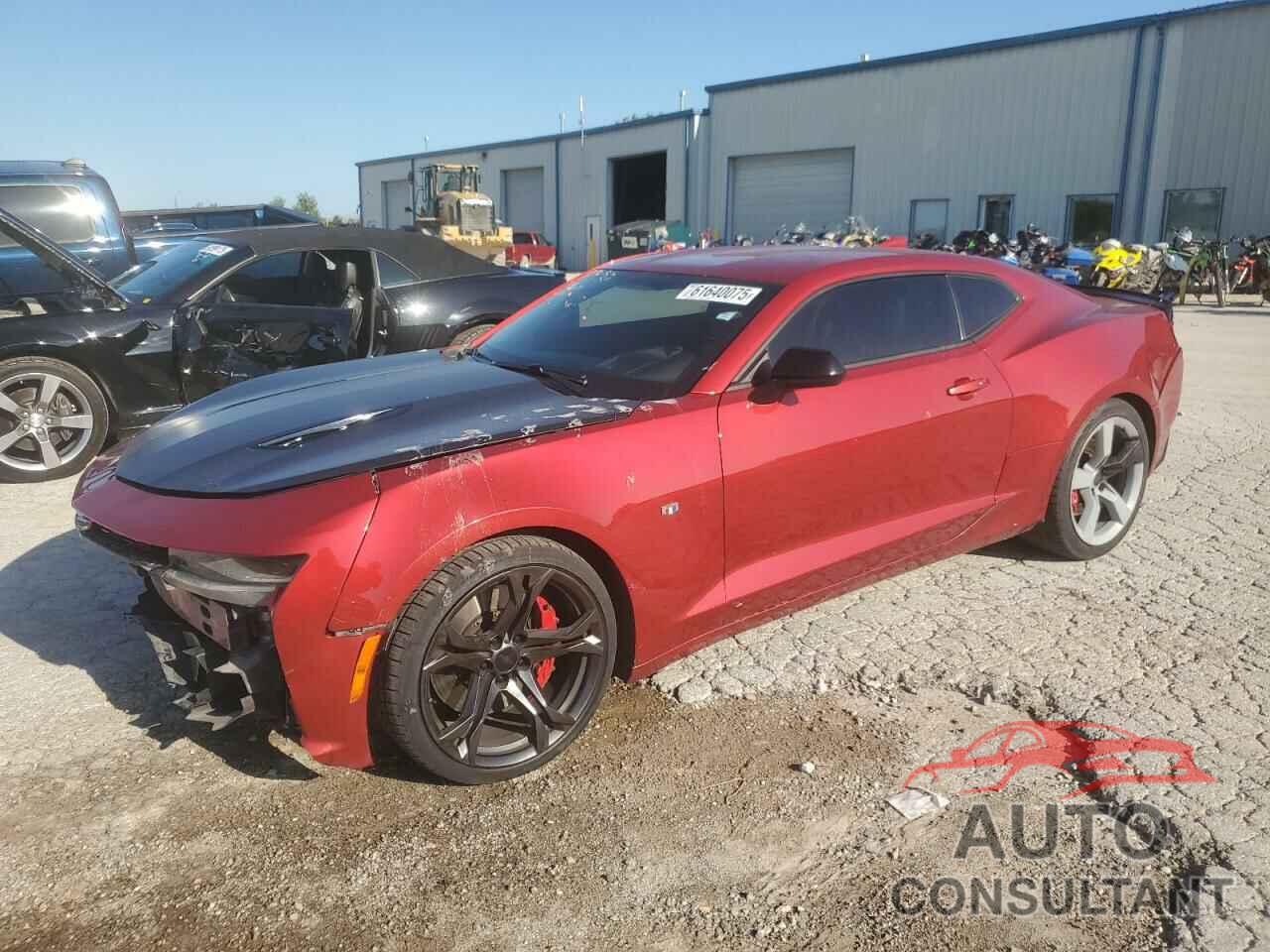 CHEVROLET CAMARO 2018 - 1G1FE1R71J0153935
