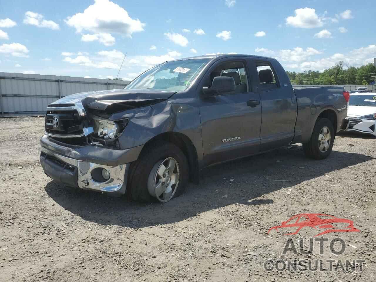TOYOTA TUNDRA 2011 - 5TFUM5F12BX025124