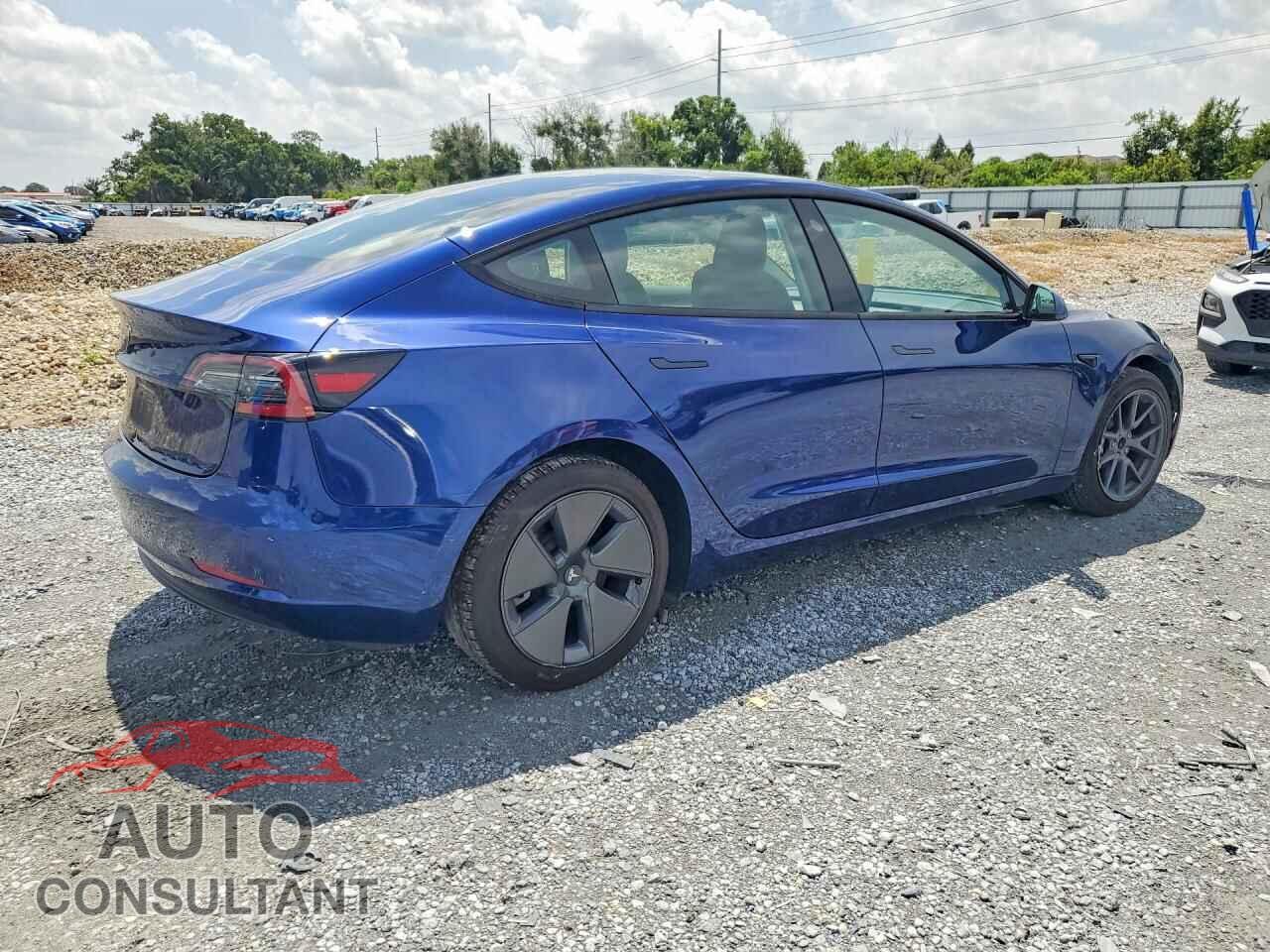 TESLA MODEL 3 2023 - 5YJ3E1EA0PF684775