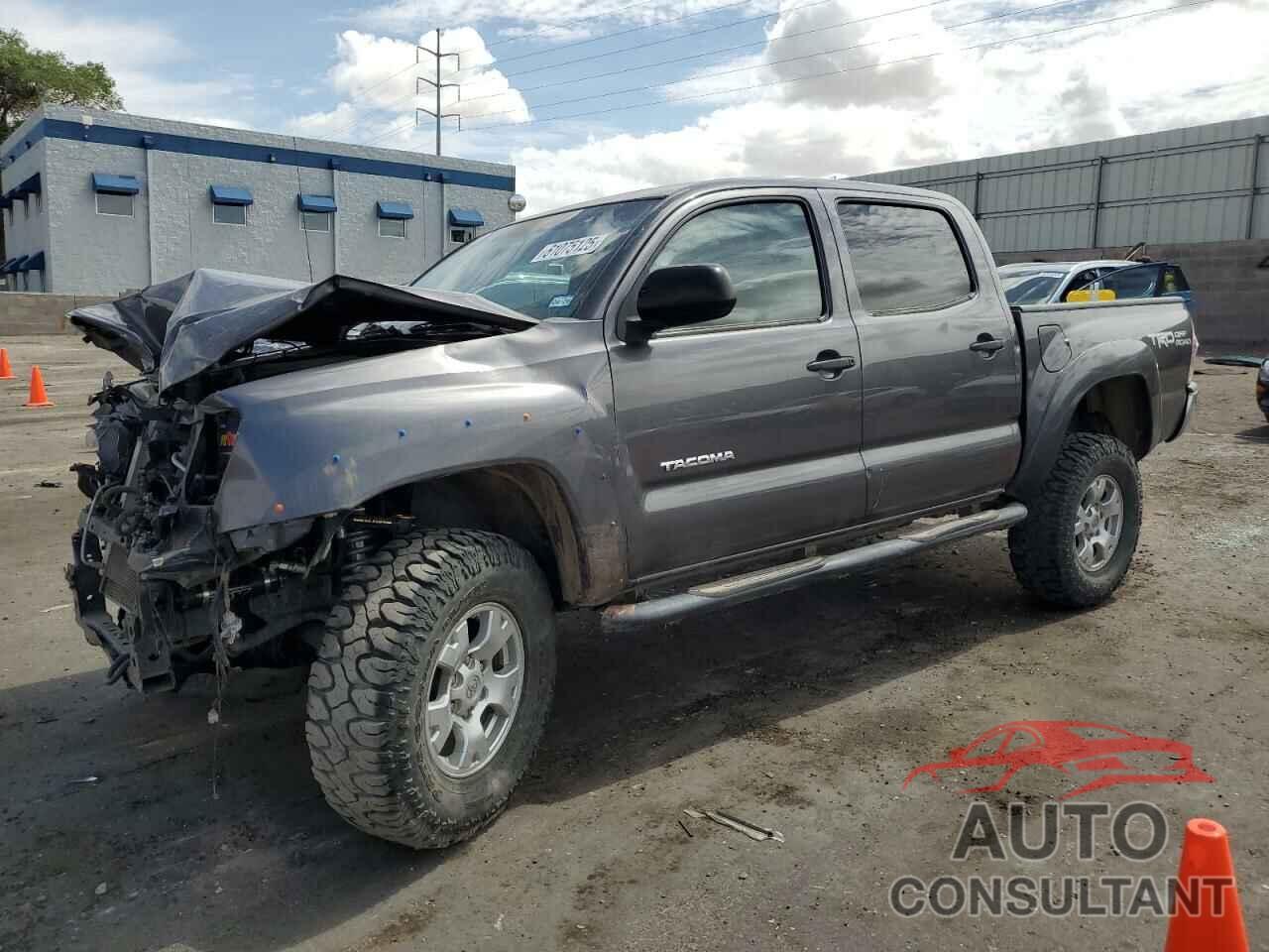 TOYOTA TACOMA 2015 - 5TFLU4EN1FX125392